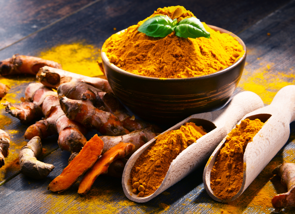 turmeric roots and powder